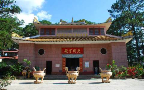 Chùa Tàu – nét kiến trúc người Hoa ở Đà Lạt