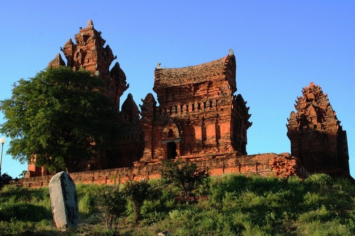Thap po klong garai dia diem noi tieng o Ninh Chu - Tổng hợp địa điểm nổi tiếng ở Ninh chữ