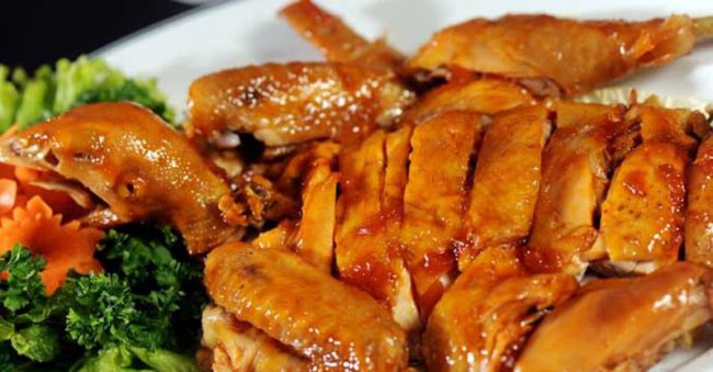 Ga hap mam nhi 8 650x339 - Top 15 cách làm gà hấp chuẩn vị thơm phức, mềm thịt cả nhà đều mê