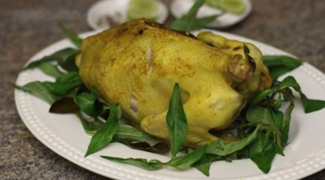 Ga hap rau ram 7 650x360 - Top 15 cách làm gà hấp chuẩn vị thơm phức, mềm thịt cả nhà đều mê