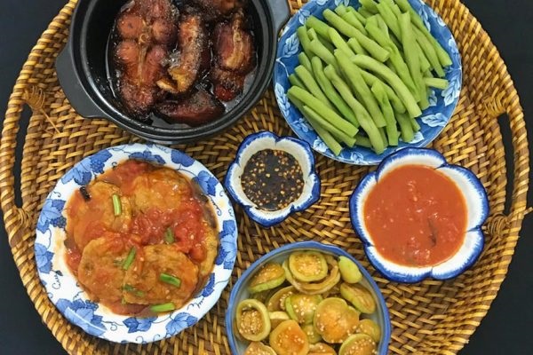 Hinh 10 bua com gia dinh - Top 20+ bữa cơm gia đình giúp bạn TIẾT KIỆM tối đa chi phí gia đình