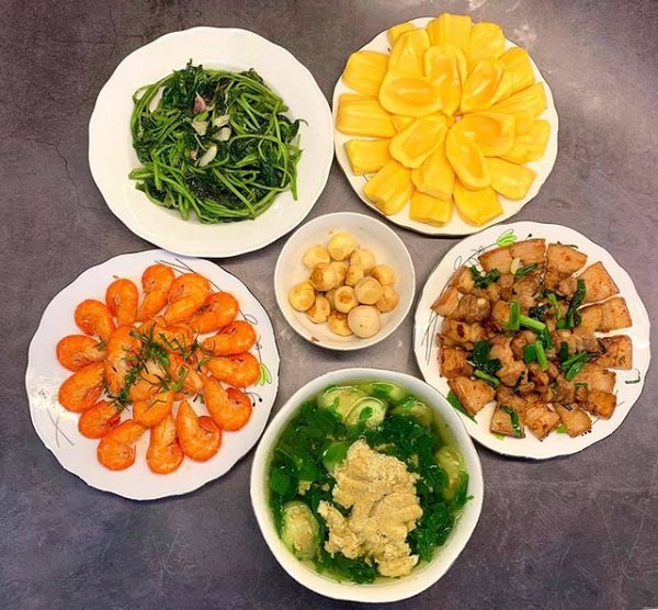 Hinh 11 bua com gia dinh - Top 20+ bữa cơm gia đình giúp bạn TIẾT KIỆM tối đa chi phí gia đình