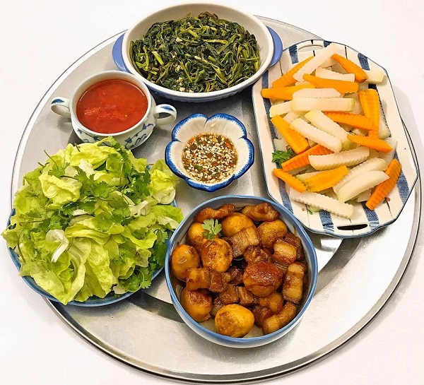 Hinh 9 bua com gia dinh - Top 20+ bữa cơm gia đình giúp bạn TIẾT KIỆM tối đa chi phí gia đình