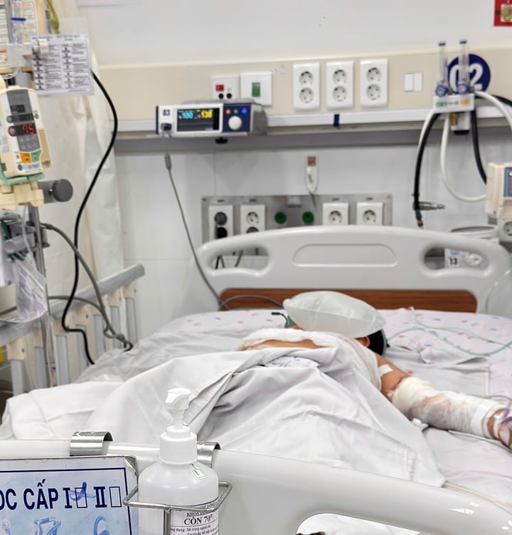 Vụ cháy xe khách ở Đồng Nai: Sức khỏe hai bệnh nhi hiện ra sao?